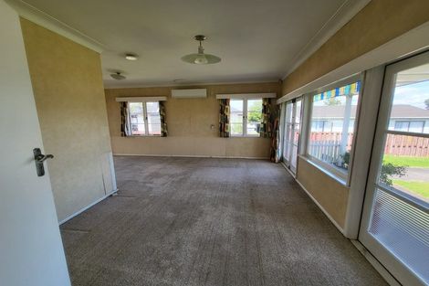 Photo of property in 17 Hill Road, Papatoetoe, Auckland, 2025