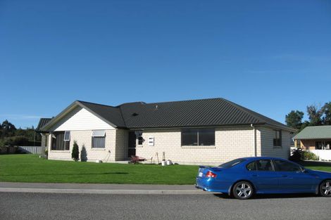 Photo of property in 2 Cascade Place, Geraldine, 7930