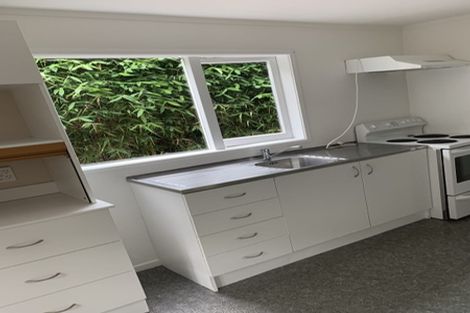 Photo of property in 6a Channel View Road, Campbells Bay, Auckland, 0630