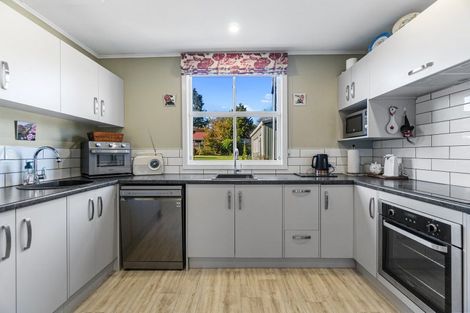 Photo of property in 10 Barnett Street, Putaruru, 3411