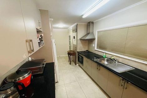 Photo of property in 101 Stanley Road, Glenfield, Auckland, 0629