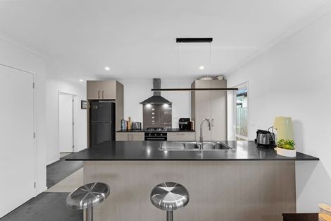 Photo of property in 101 Kuaka Drive, Takanini, 2112