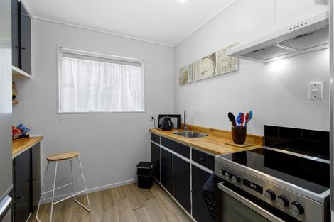 Photo of property in 71e Randwick Crescent, Moera, Lower Hutt, 5010