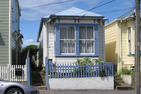 Photo of property in 17 Wright Street, Mount Cook, Wellington, 6021