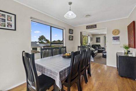 Photo of property in 19 Rhonda Place, Opaheke, Papakura, 2113