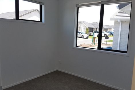 Photo of property in 15 Apostle Mews, Papamoa, 3118