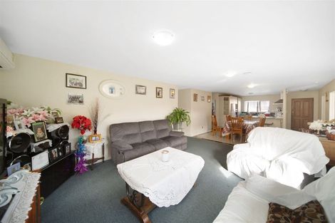 Photo of property in 33 Lachlan Place, Favona, Auckland, 2024