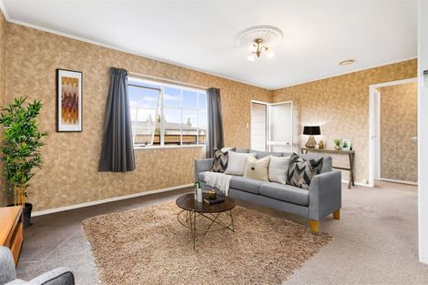 Photo of property in 1/25 Karepo Crescent, Ranui, Auckland, 0612