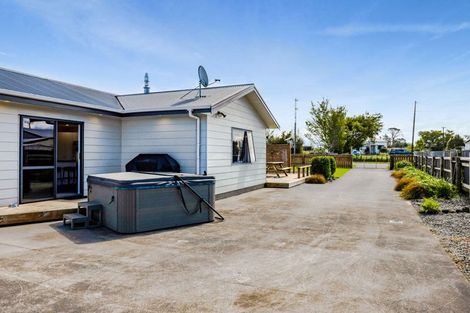 Photo of property in 53 Denmark Terrace, Midhirst, Stratford, 4394