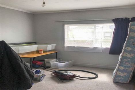 Photo of property in 63 Elles Road, Otautau, 9610