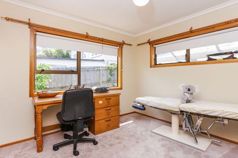 Photo of property in 26 Lewis Street, Blockhouse Bay, Auckland, 0600