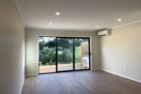 Photo of property in 2/125b Metcalfe Road, Ranui, Auckland, 0612