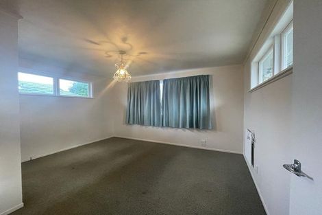 Photo of property in 13 Larnoch Road, Henderson, Auckland, 0610
