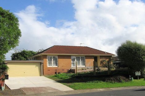 Photo of property in 12 Everingham Place, Sunnyhills, Auckland, 2010
