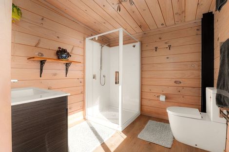 Photo of property in 8 Ngarimu Heights Row, Ngarimu Bay, Thames, 3575