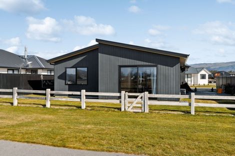 Photo of property in 11a Quigley Crescent, Cromwell, 9310