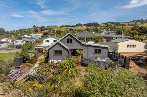 Photo of property in 18 Mill Street, Sawyers Bay, Port Chalmers, 9023