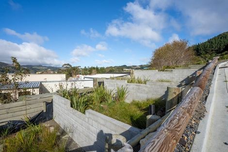 Photo of property in 42 Raiha Street, Kenepuru, Porirua, 5022