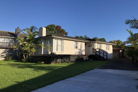 Photo of property in 38 Portadown Avenue, Pakuranga Heights, Auckland, 2010