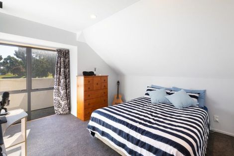 Photo of property in 243a Wainoni Road, Avondale, Christchurch, 8061