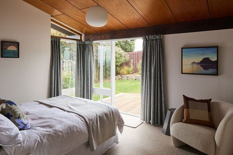 Photo of property in 76 Cannon Hill Crescent, Mount Pleasant, Christchurch, 8081