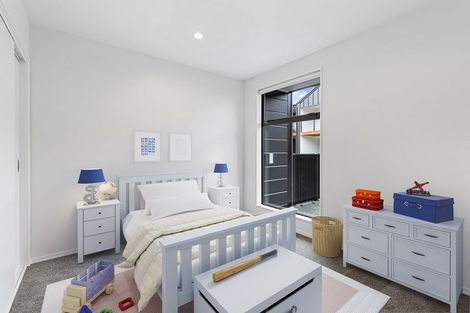 Photo of property in 8 Tuputupu Drive, Kumeu, 0810