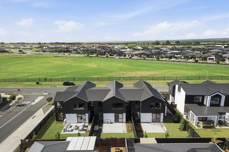 Photo of property in 25 Carronade Street, Papamoa Beach, Papamoa, 3118