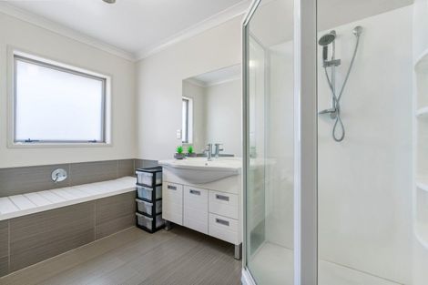 Photo of property in 121 Solomon Street, Brookfield, Tauranga, 3110