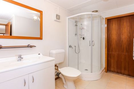Photo of property in 26 Lewis Street, Blockhouse Bay, Auckland, 0600