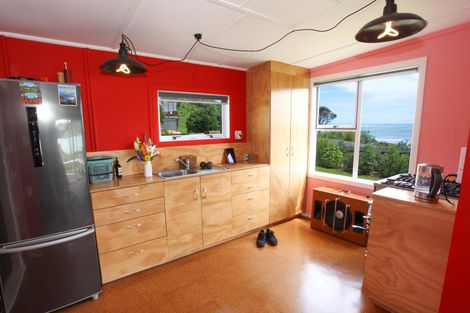 Photo of property in 6 Wainamu Road, Raglan, 3297