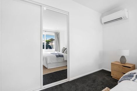 Photo of property in 2/320 Memorial Avenue, Burnside, Christchurch, 8053