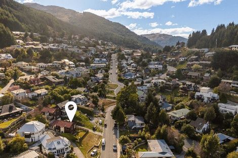 Photo of property in 5 Arawata Terrace, Fernhill, Queenstown, 9300
