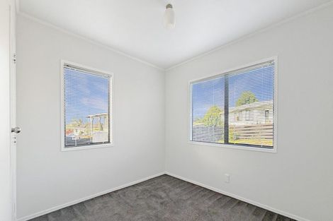 Photo of property in 4 Nearco Street, Randwick Park, Auckland, 2105