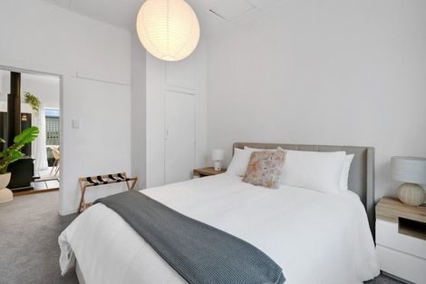 Photo of property in 42 Gaine Street, New Plymouth, 4310