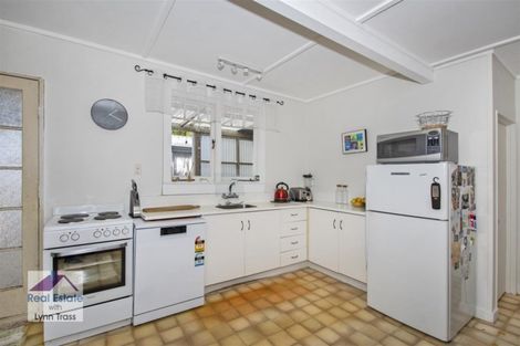 Photo of property in 46 Valley Road, Hikurangi, 0114