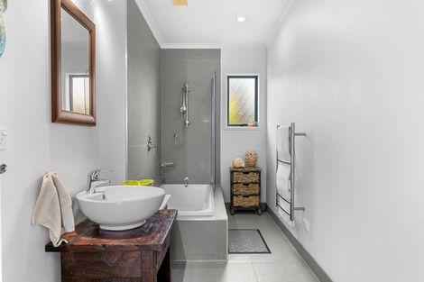 Photo of property in 5 Takahe Place, Mangawhai, 0505