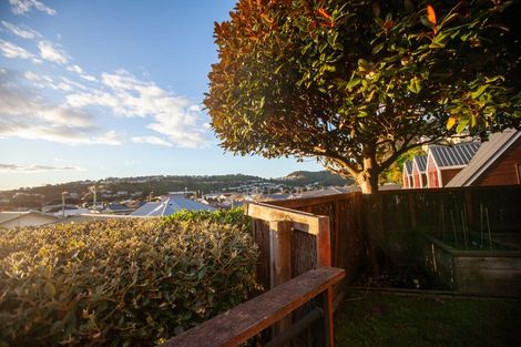 Photo of property in 5 Awa Road, Miramar, Wellington, 6022