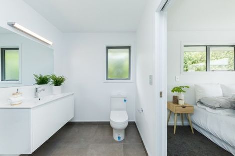 Photo of property in 25 Barry Curtis Place, Levin, 5510