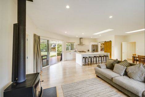 Photo of property in 82 Kent Terrace, Taradale, Napier, 4112