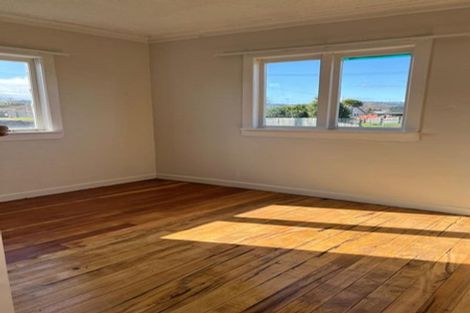 Photo of property in 73a Heathdale Crescent, Papakura, 2110