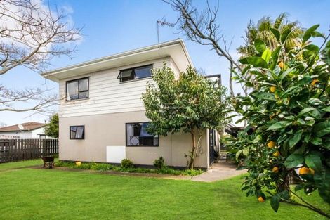 Photo of property in 6 Southview Place, Wattle Downs, Auckland, 2102
