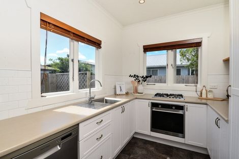 Photo of property in 6 Rata Street, Maeroa, Hamilton, 3200