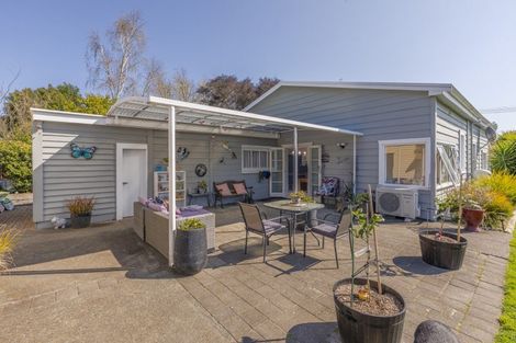 Photo of property in 15 Watts Street, Waipawa, 4210