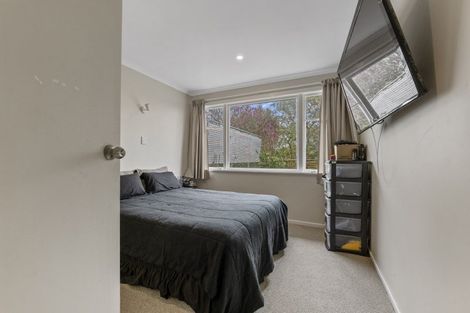 Photo of property in 75 Mould Street, Waitara, 4320