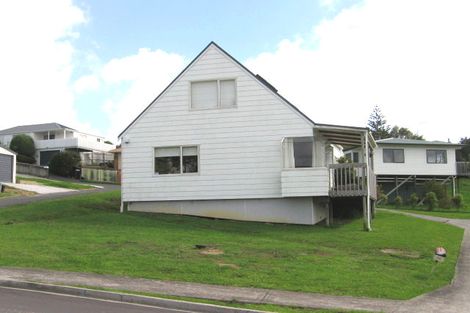 Photo of property in 41 Carillon Place, Massey, Auckland, 0614