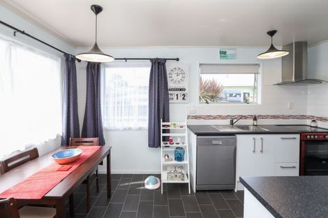 Photo of property in 12 Camden Place, Pukete, Hamilton, 3200