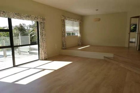 Photo of property in 54 Bayside Drive, Browns Bay, Auckland, 0630