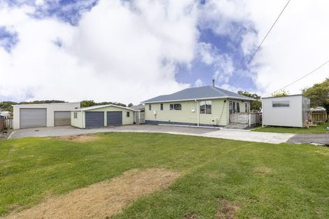 Photo of property in 58 Mould Street, Waitara, 4320