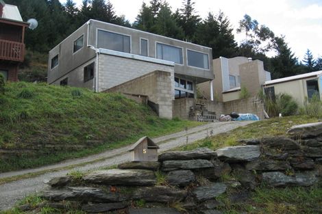 Photo of property in 5 Caples Place, Fernhill, Queenstown, 9300