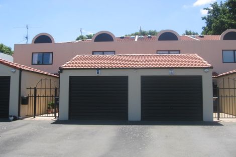 Photo of property in 2/17 Devon Street, Sydenham, Christchurch, 8023